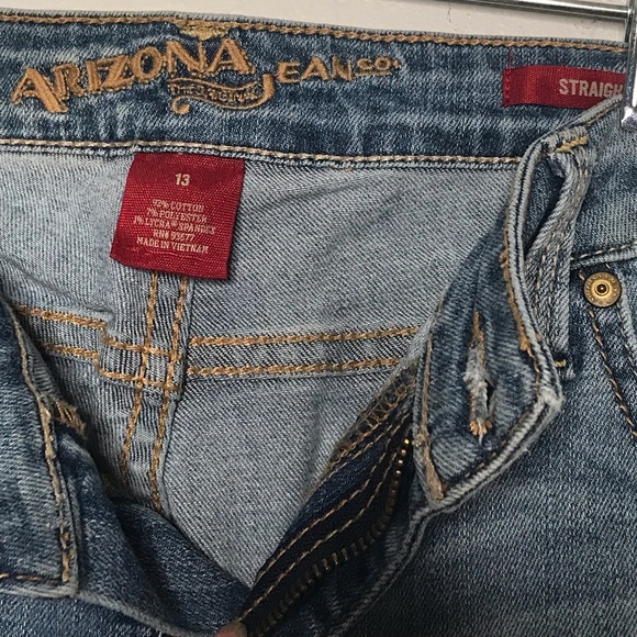 Ripped Denim Jeans - Picture 6 of 11